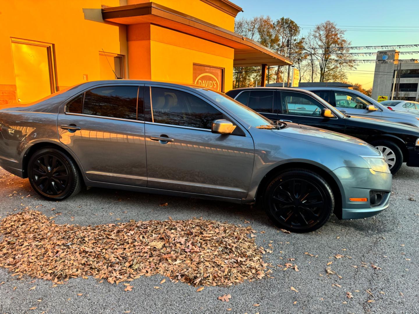 2011 BLUE Ford Fusion V6 SE (3FAHP0HGXBR) with an 3.0L V6 DOHC 24V engine, located at 307 West Marshall Avenue, Longview, TX, 75601, (903) 753-3091, 32.500828, -94.742577 - Photo#7